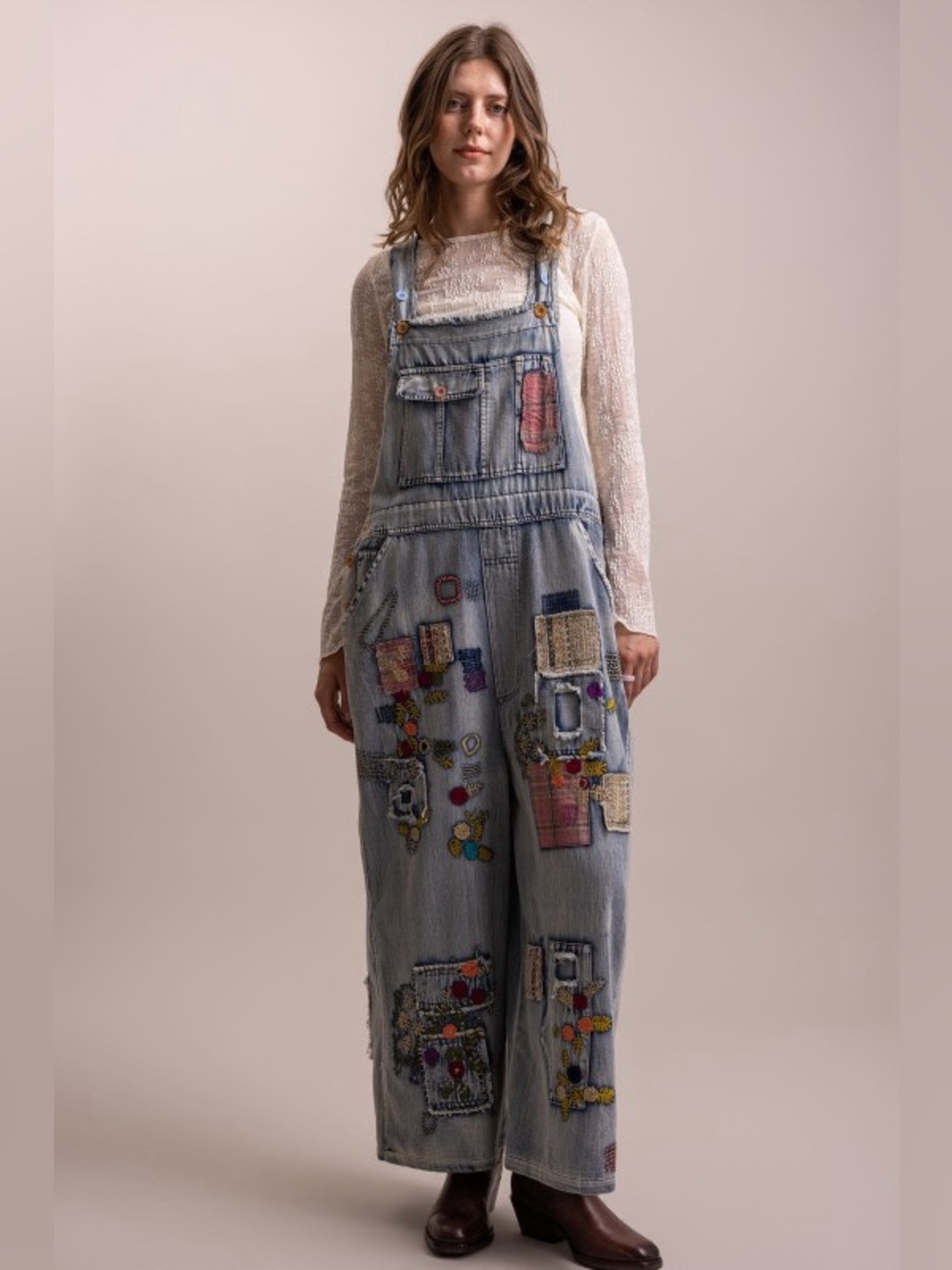New -Last 1!🔥Bluevelvet Embroidered Light Blue Denim Overalls - Women Jeans - Picture 3 of 8
